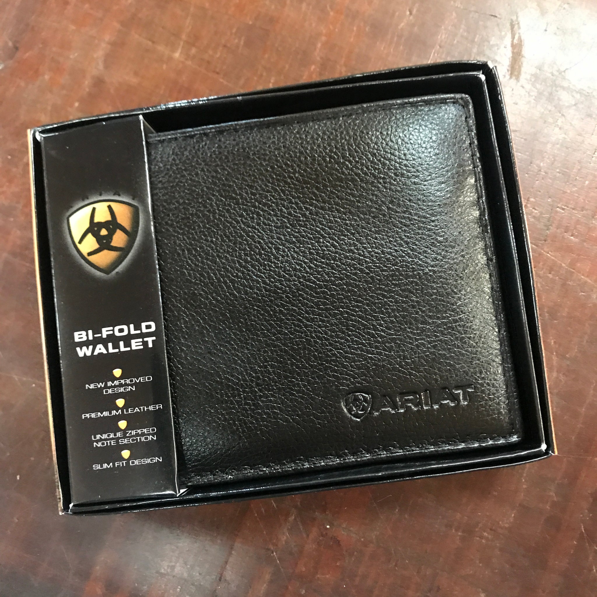 WLT2106A Ariat Bi-Fold Wallet Black
