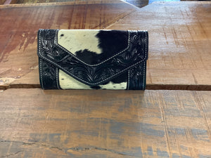 The Design Edge Cuba Tooling Leather Trifold Cowhide Wallet Black