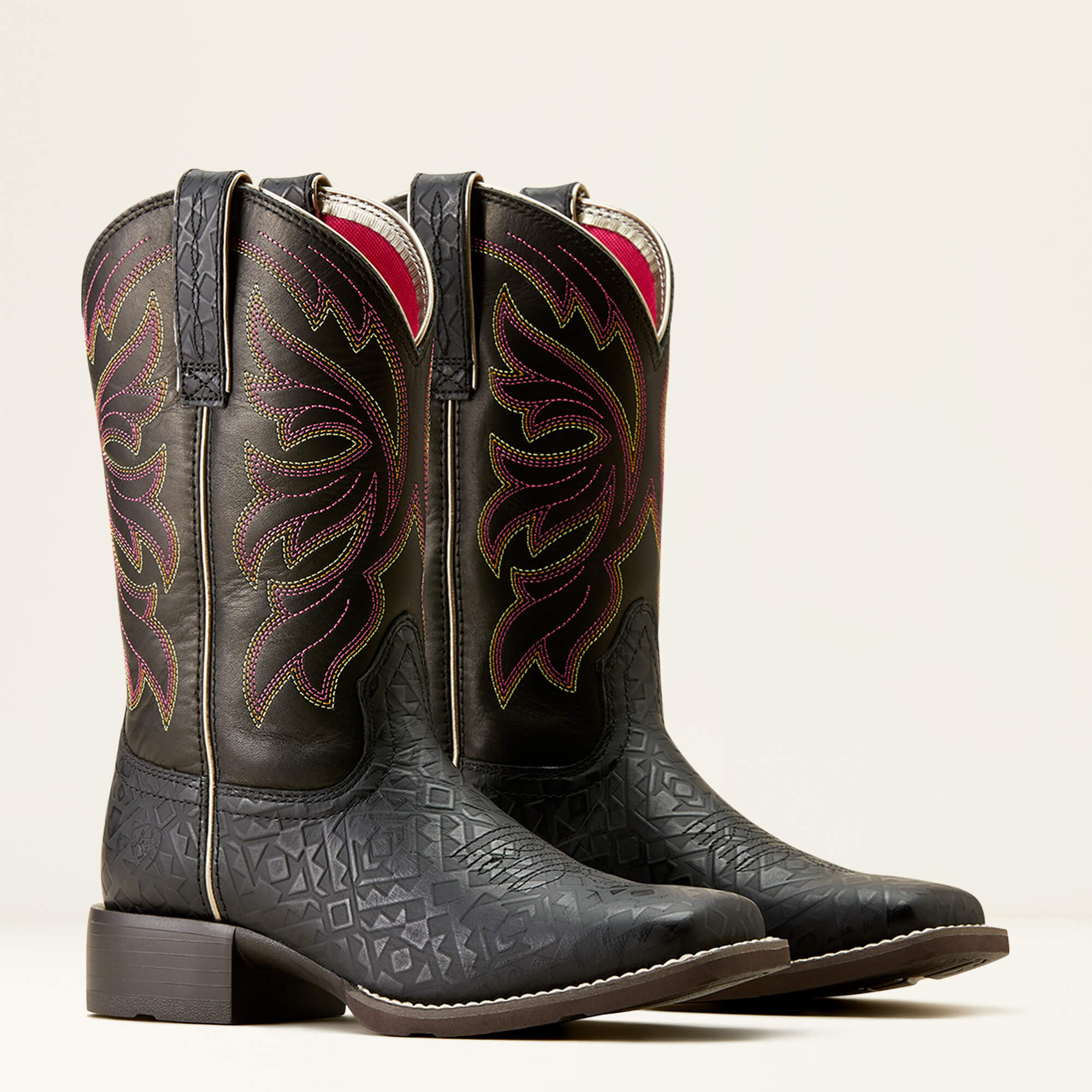 10050885 Ariat Ladies Buckley Boots Black Blanket Emboss/Limousine Black