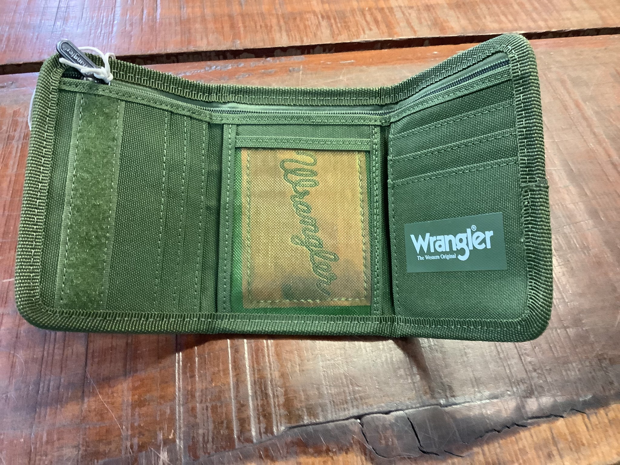 XCP1947WLT Wrangler Logo Wallet Khaki