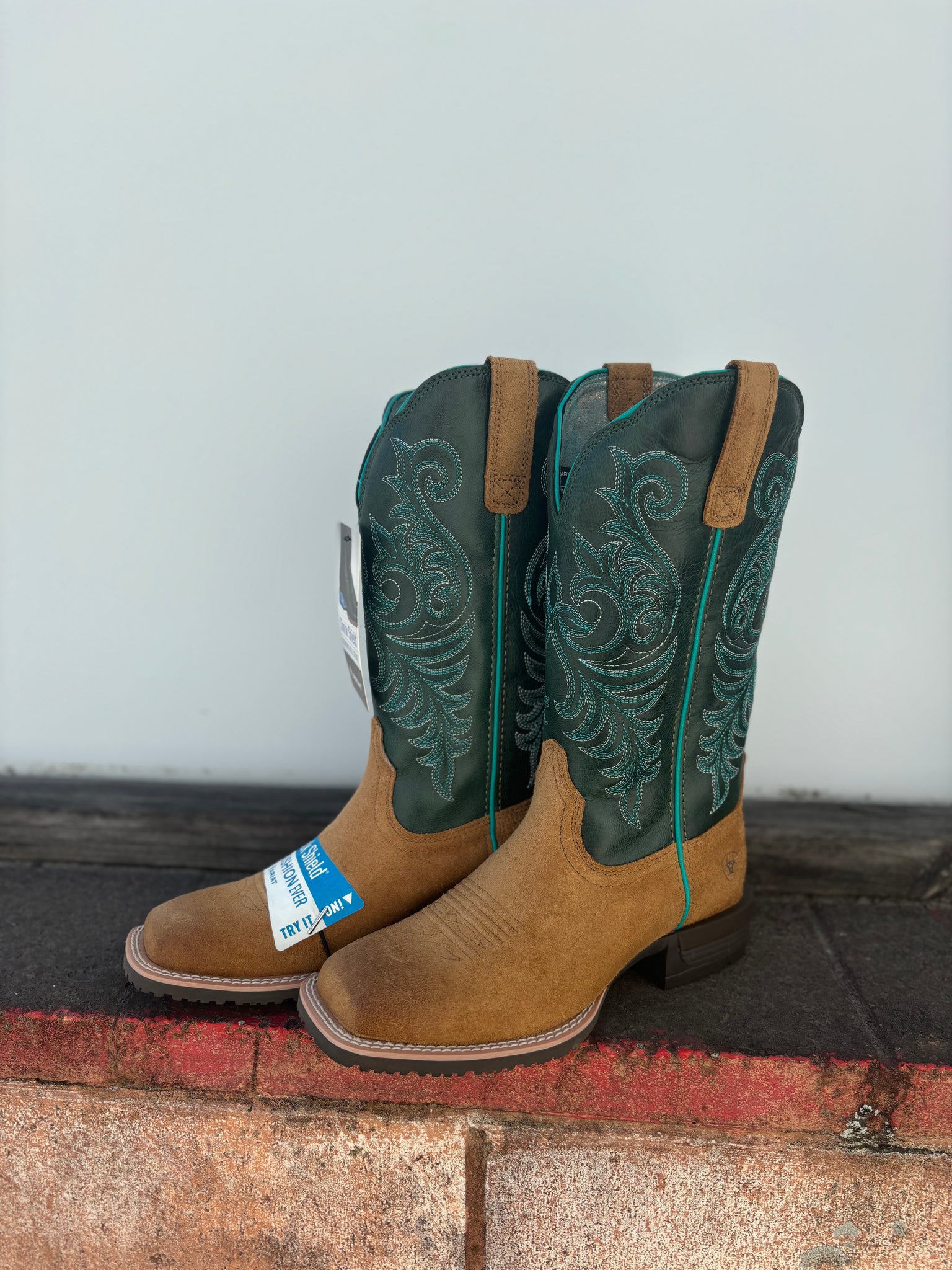 10053661 Ariat Ladies Hybrid Ranch Time Boots Acorn Roughout/Deep Teal