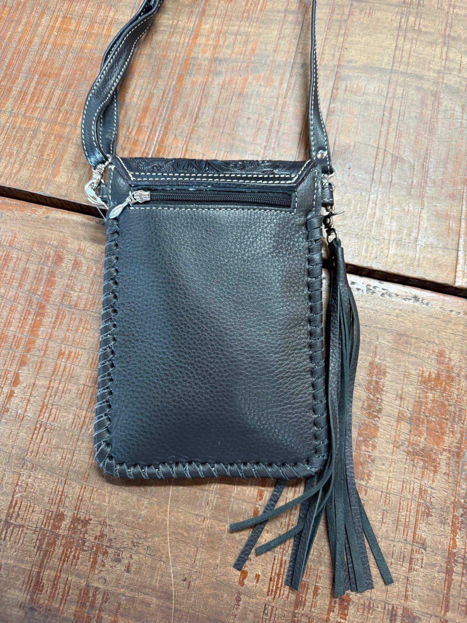 AB-10-05 Tole Cowhide Shoulder Bags
