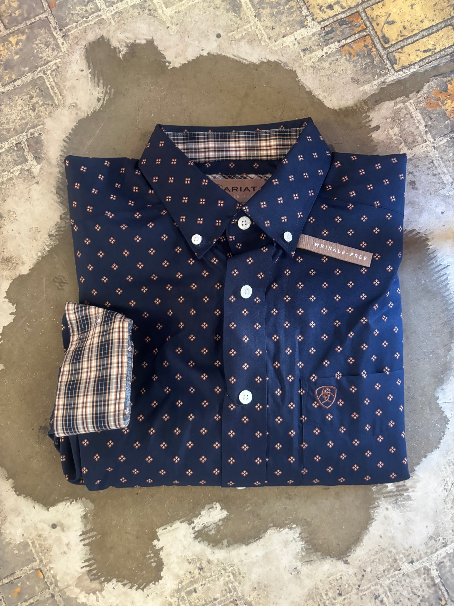 10047203 Ariat Mens Wrinkle Free Kaiser L/S Shirt Darkest Indigo