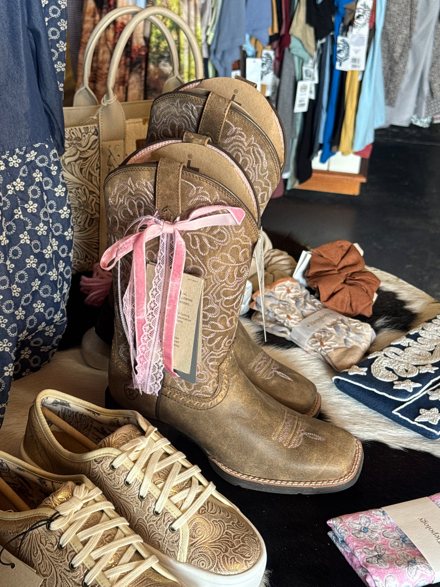 10019906 Ariat Ladies Round Up Remuda Boots Brown Bomber