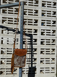 AB-10-012 Tole Cowhide Shoulder Bags