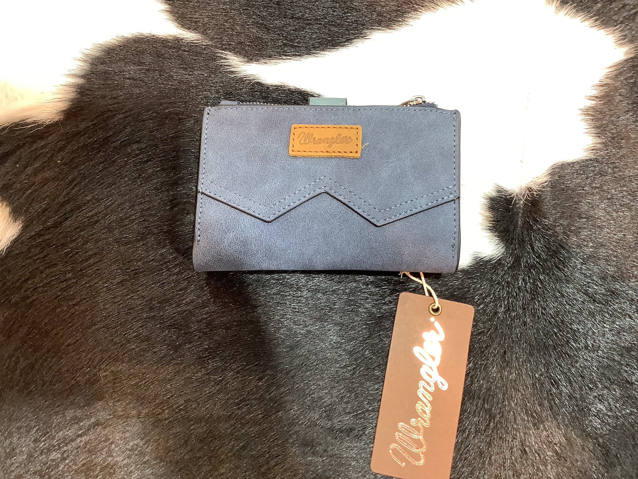 X5S2903WLT Wrangler Southwestern W Stitch Wallet Navy