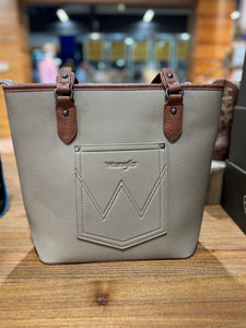 X5S2924BAG Wrangler Southwestern Sierra Logo Tote Bag Camel