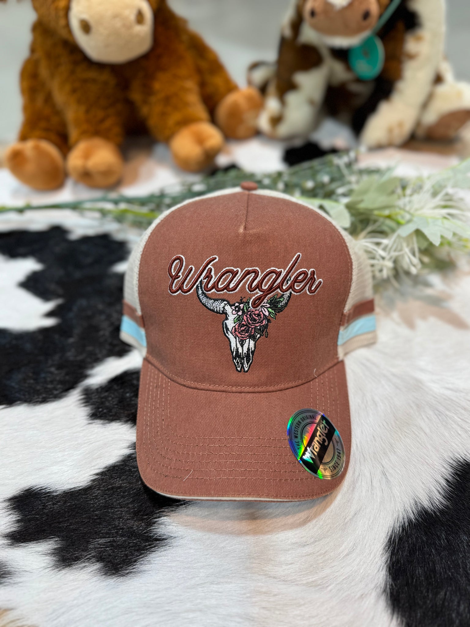 X5S2948CAP Wrangler Ladies Lisha HP Trucker Cap Brown