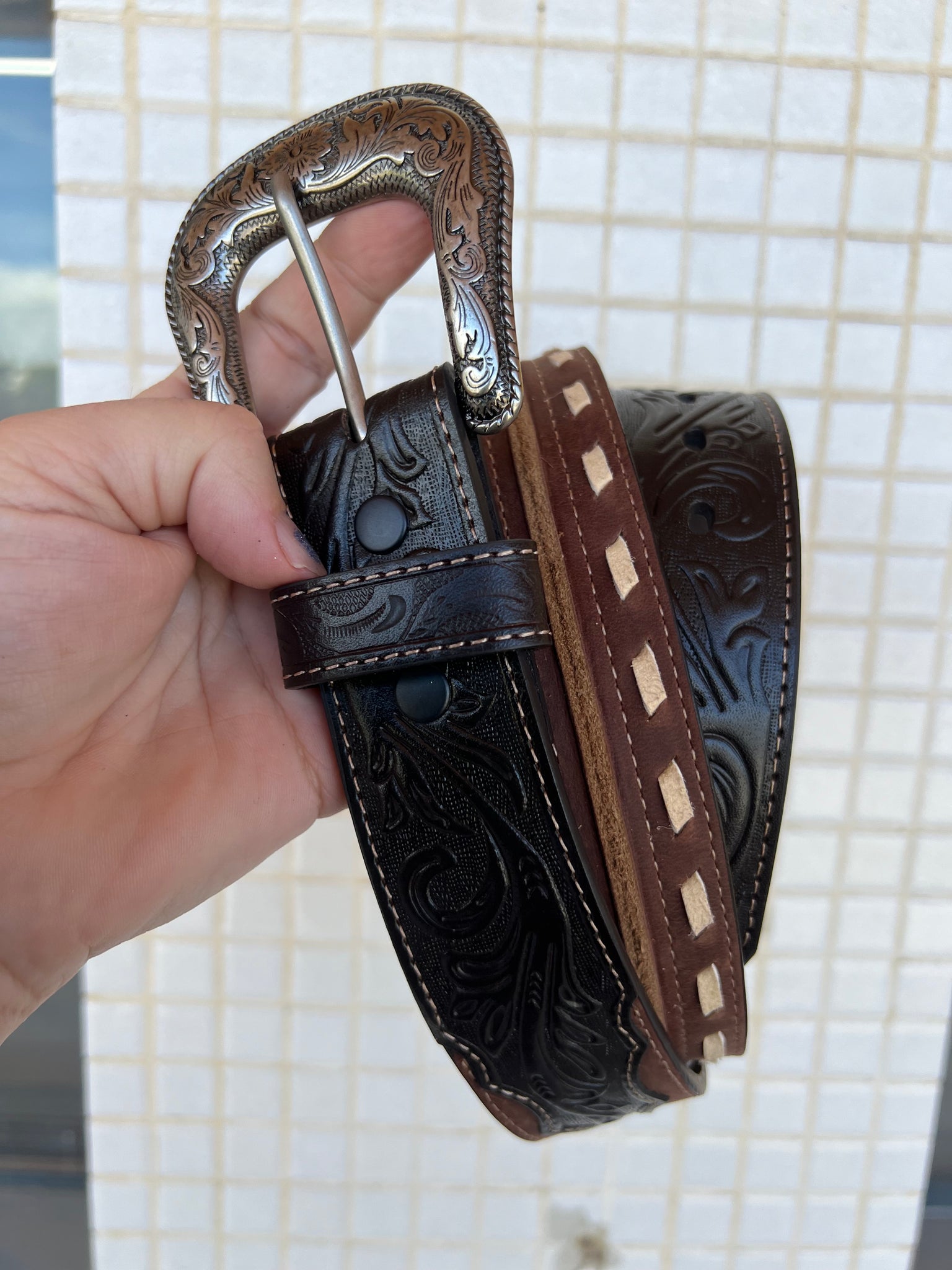 8661500 Roper Mens Belt 1.5" Genuine Leather Buff Milled Belt Brown