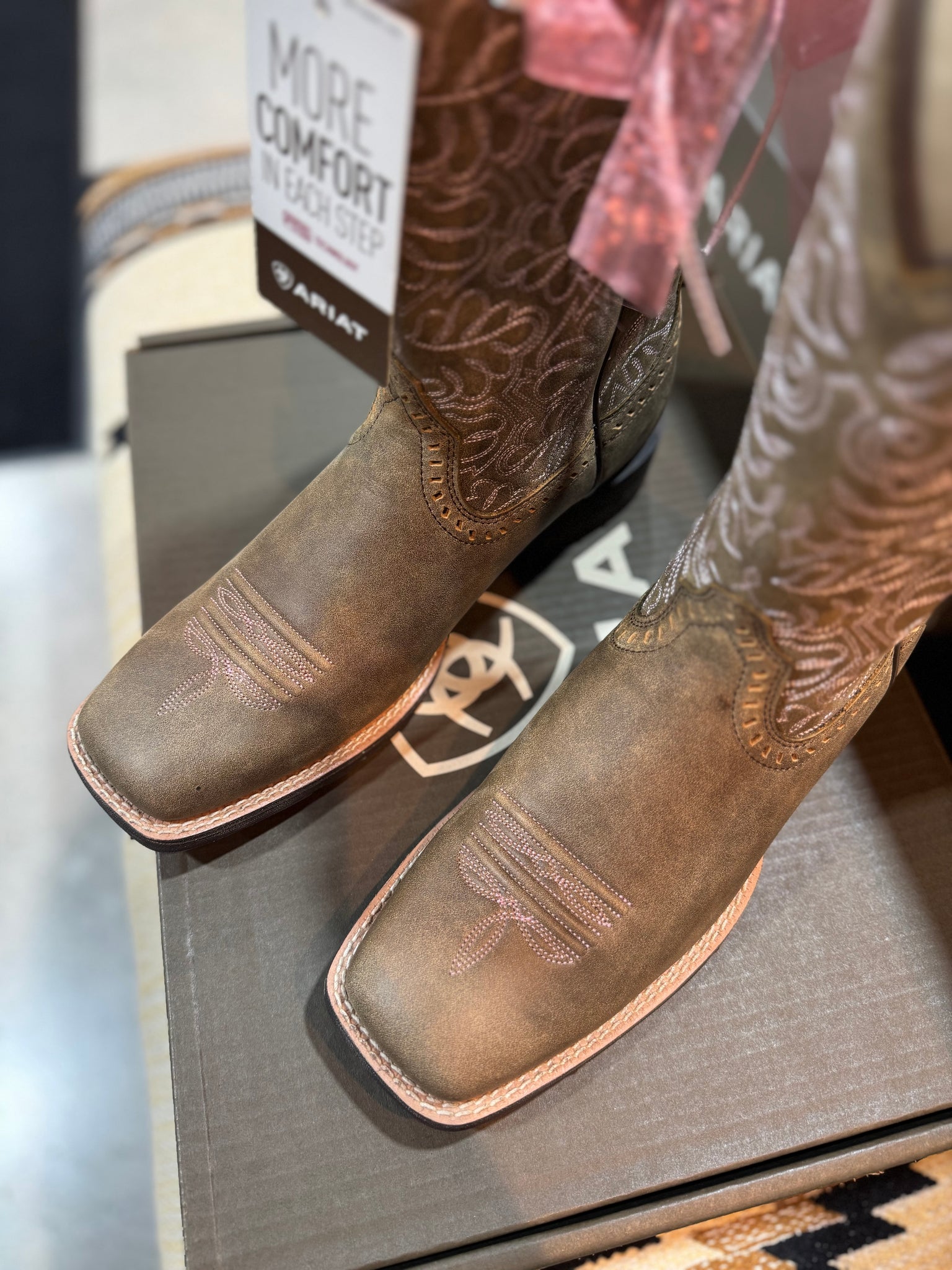 10019906 Ariat Ladies Round Up Remuda Boots Brown Bomber