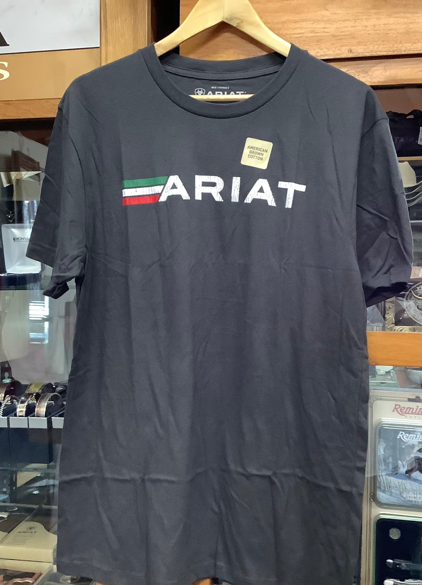 10052034 Ariat Mens Viva S/S Tee Vintage Black