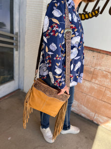 TLB-16 The Design Edge Tooling Hand Carved Medium Sling Bag Tan
