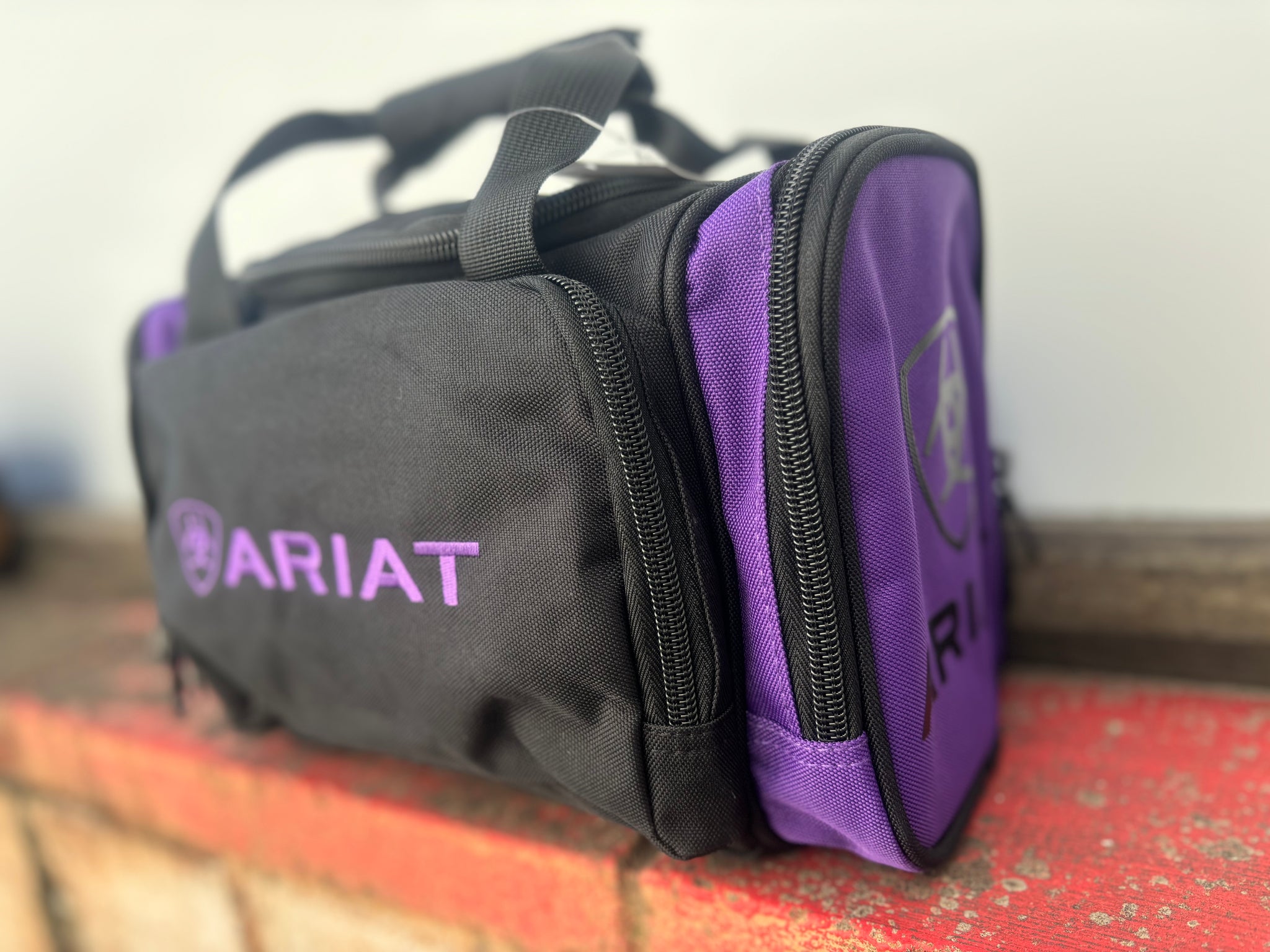 4-700PR Ariat Vanity Bag