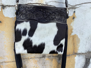AB-13 The Design Edge Tooling Leather Medium Sling Cowhide Bag Black/White