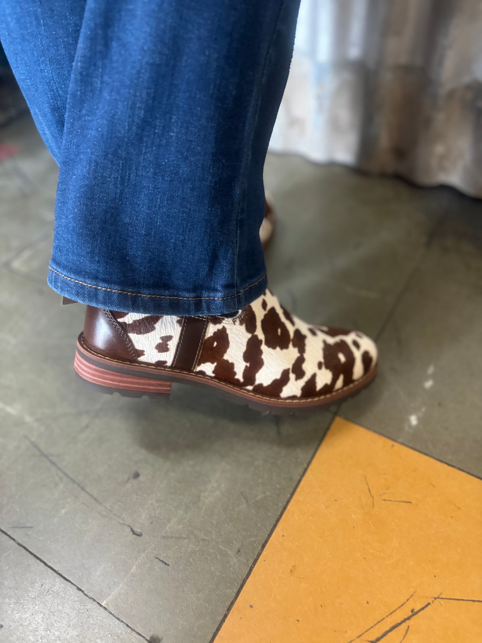 10050915 Ariat Ladies Wexford Boots Cow Hair On