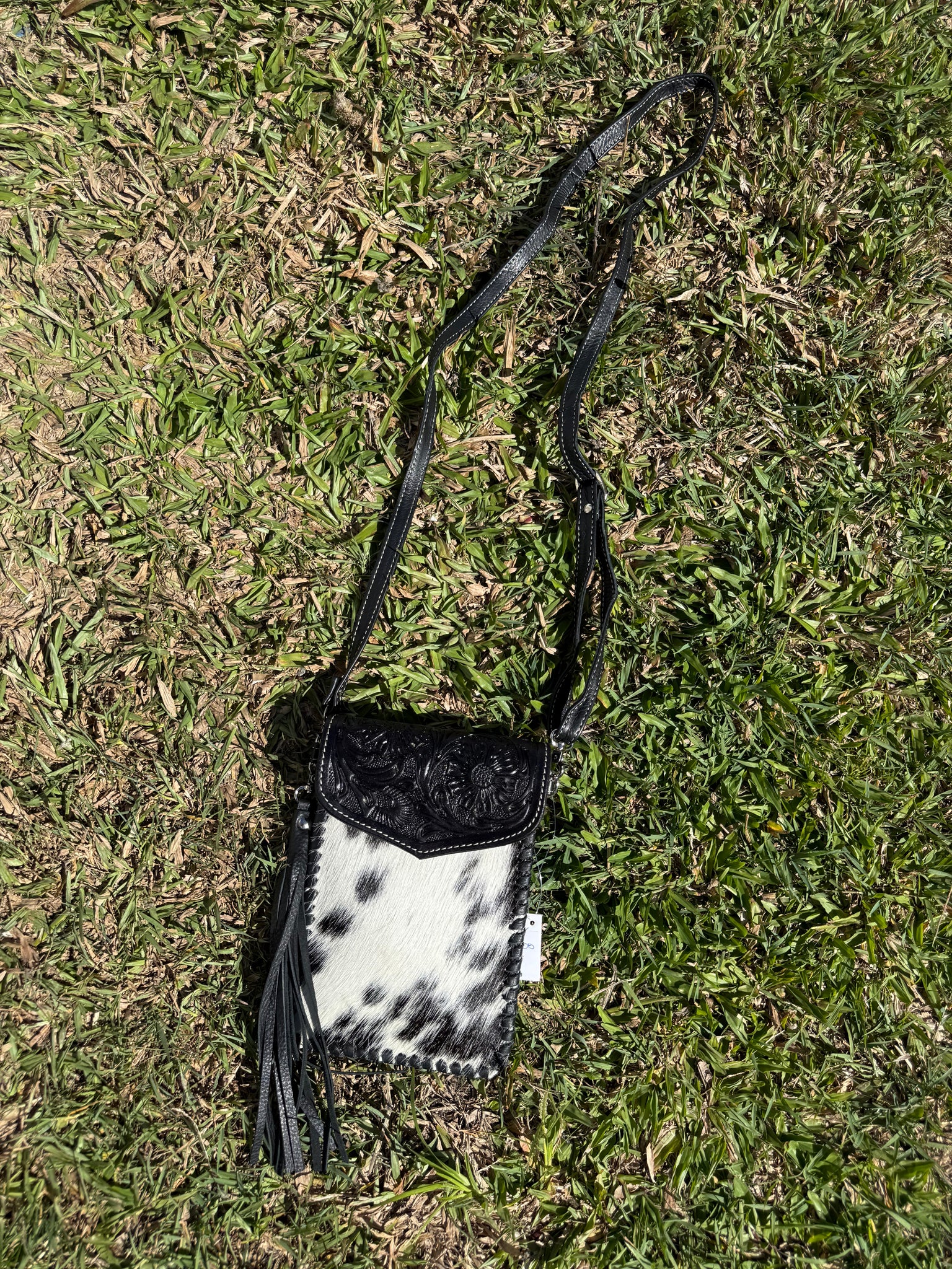 AB-10-05 Tole Cowhide Shoulder Bags