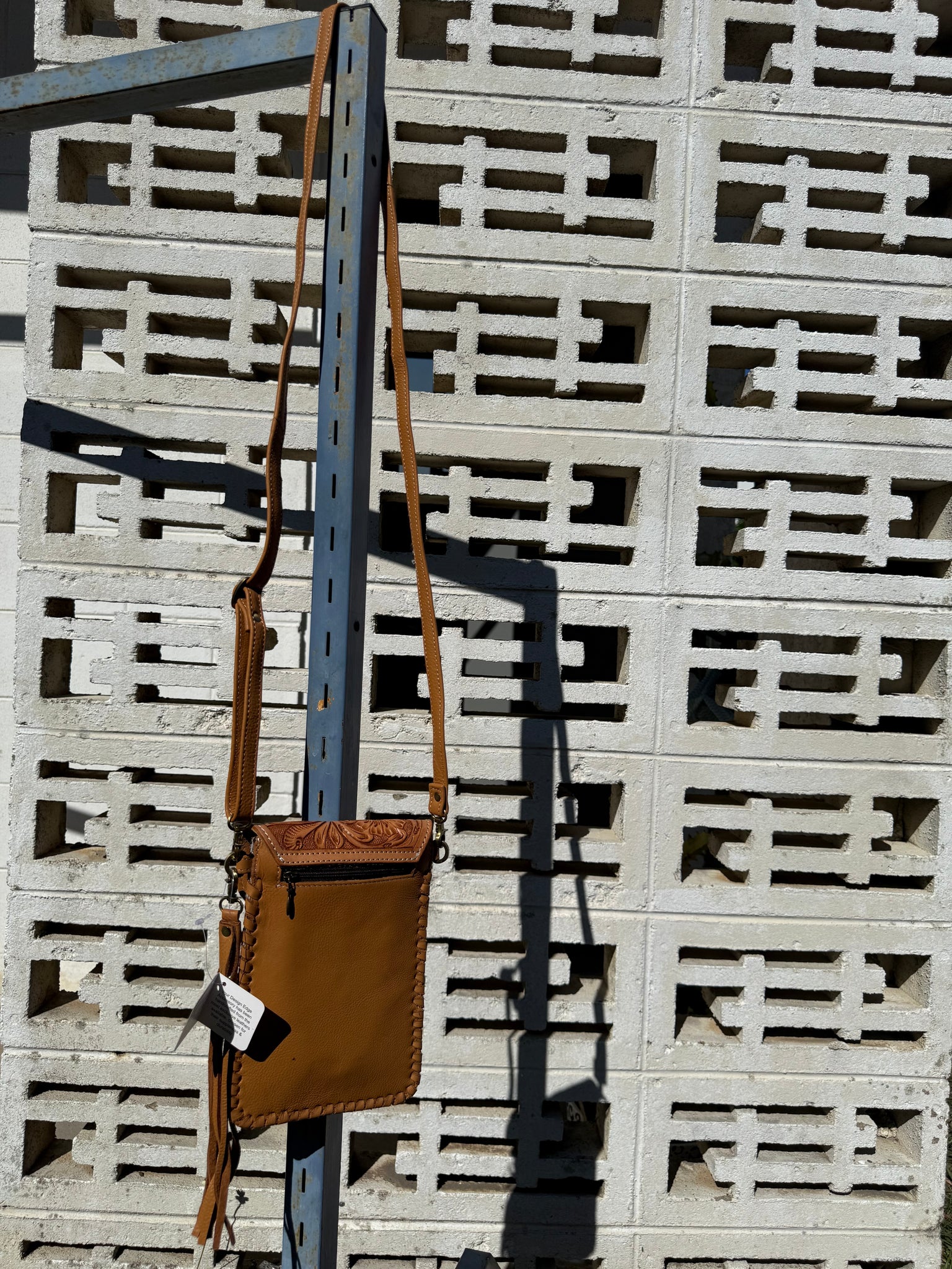 AB-10-011 Tole Cowhide Shoulder Bags