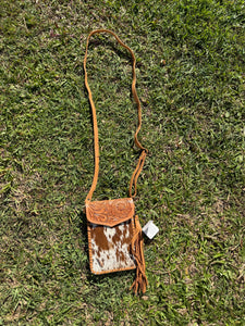 AB-10-011 Tole Cowhide Shoulder Bags