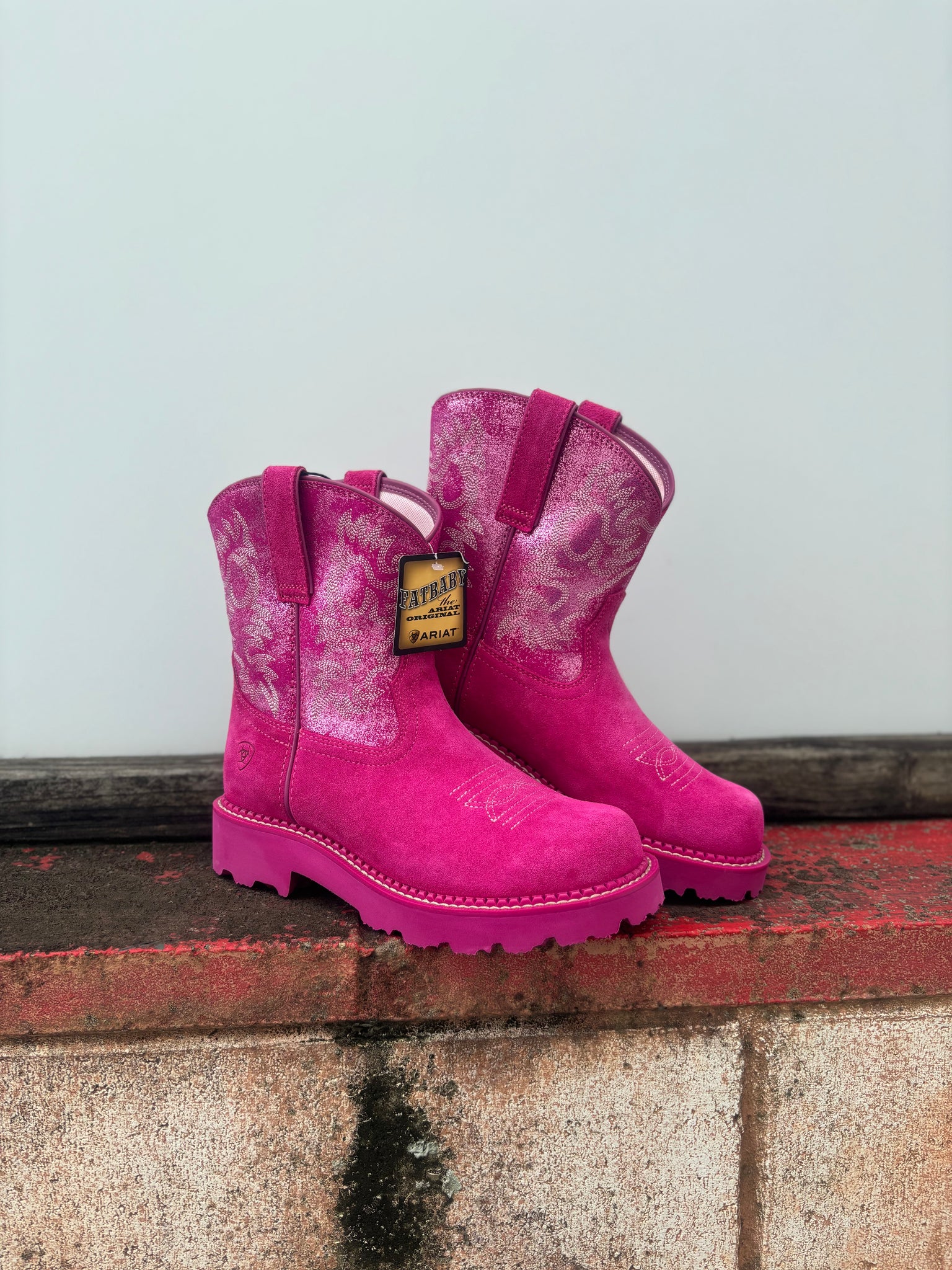 10050997 Ariat Ladies Fatbaby Boots Hottest Pink/Pink Metallic