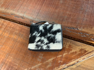 The Design Edge Small Cowhide Zippered Unisex Wallet - Black/White