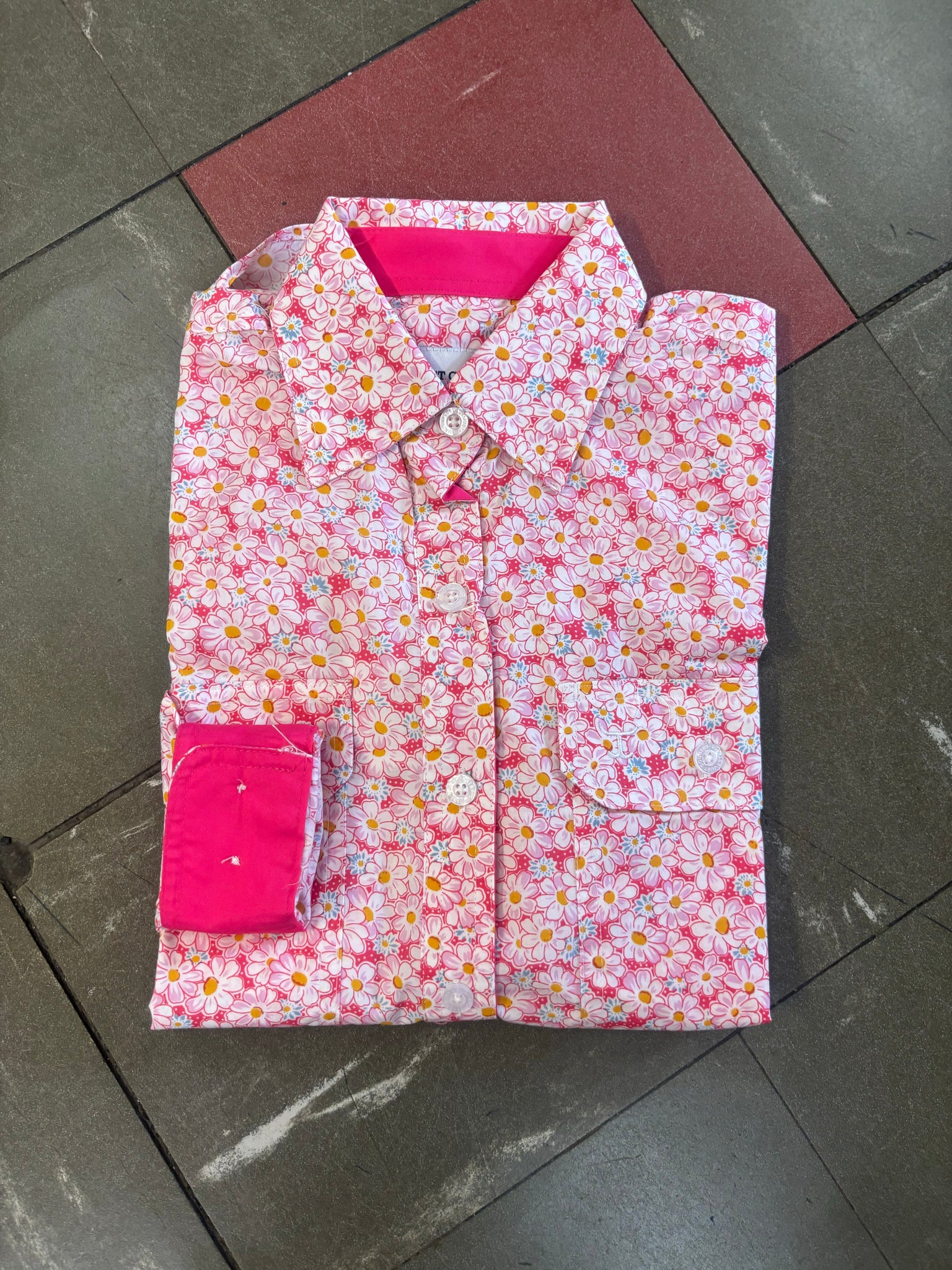 WWLS2405 Just Country Ladies Abbey Full Button Print Workshirt Hot Pink Daisies