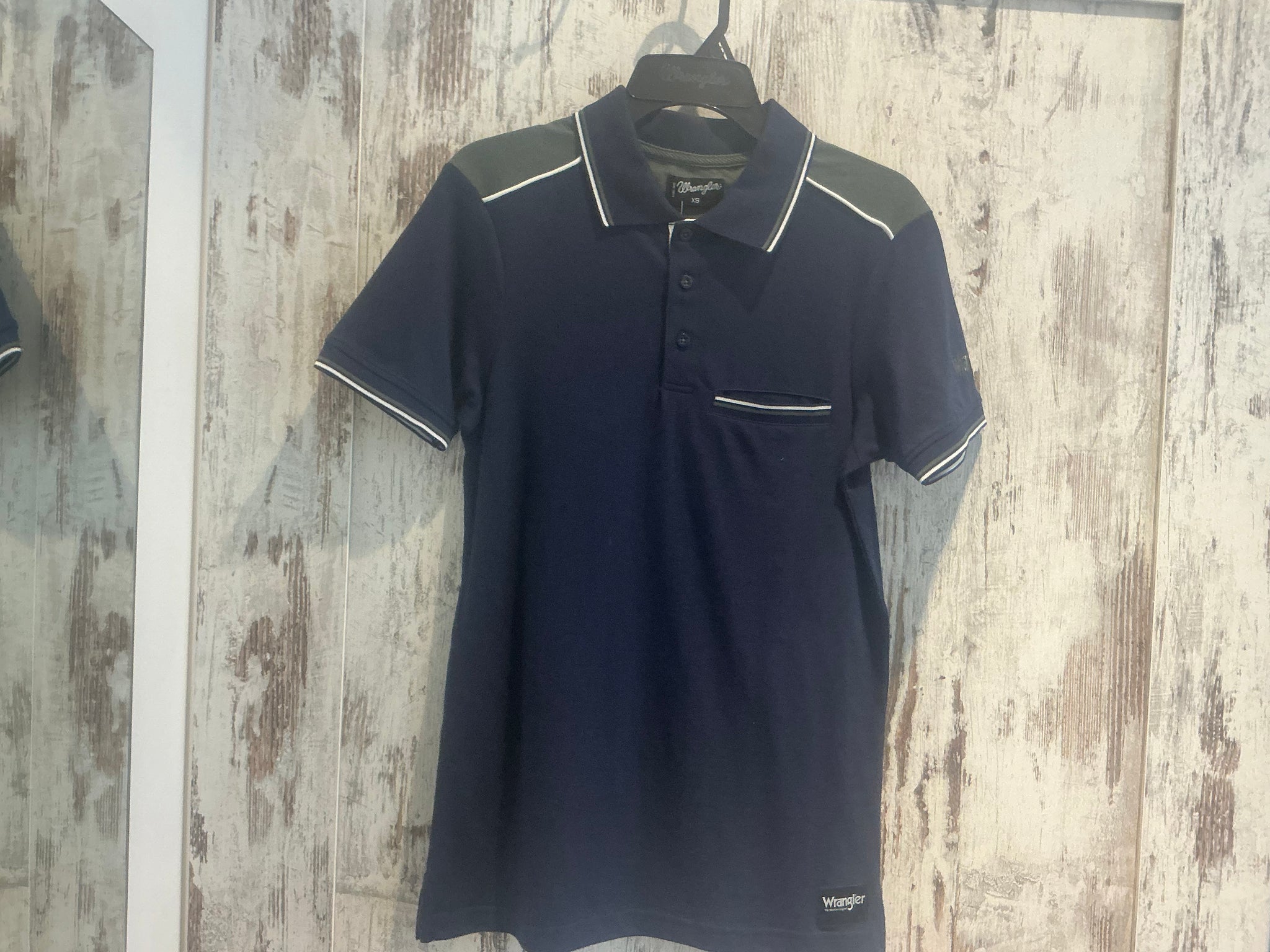 X5S1560379 Wrangler Mens Jarrod 1 Pocket S/S Polo Navy