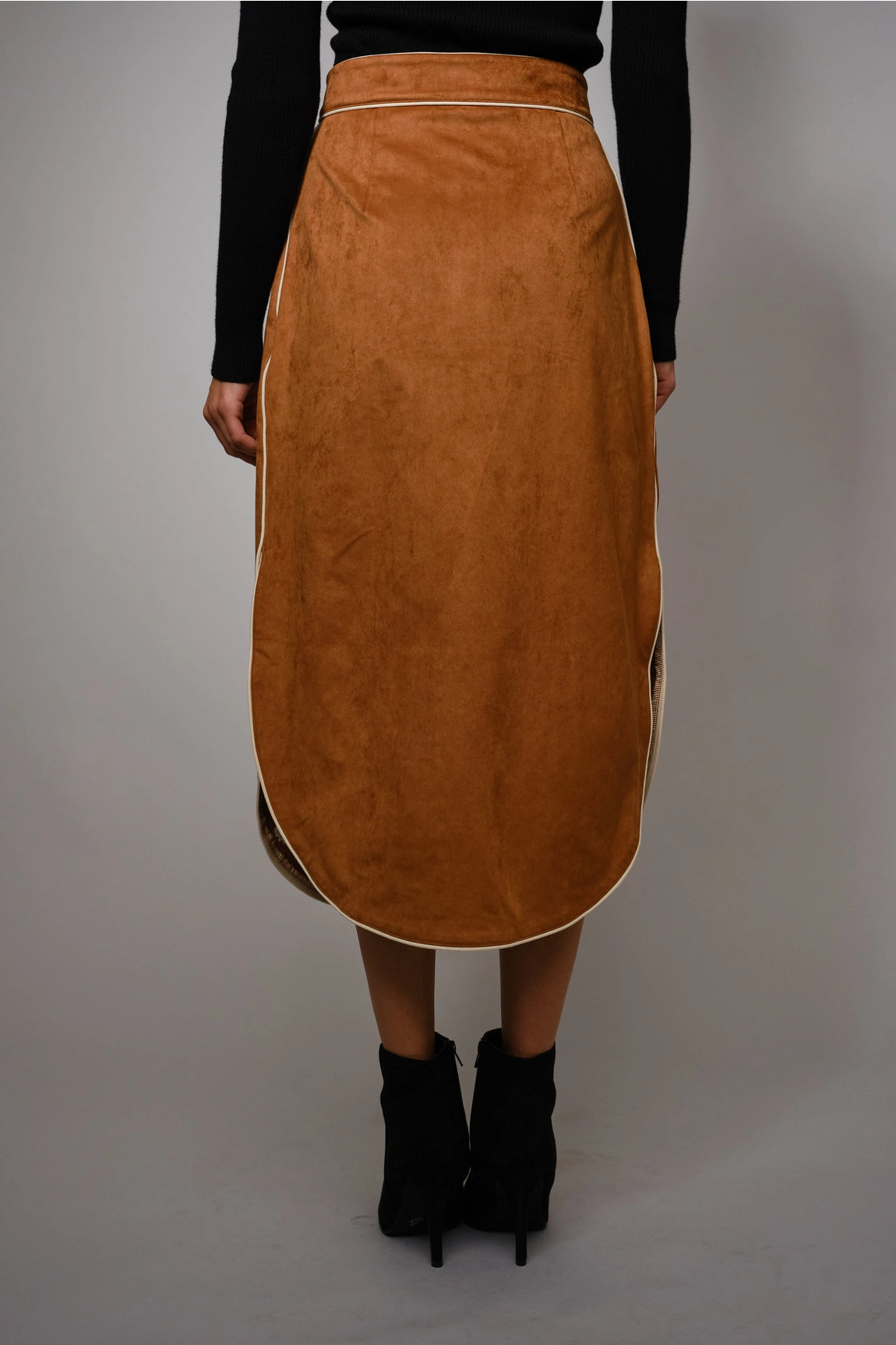 95595S - Suede Embroidered Patch Midi Skirt