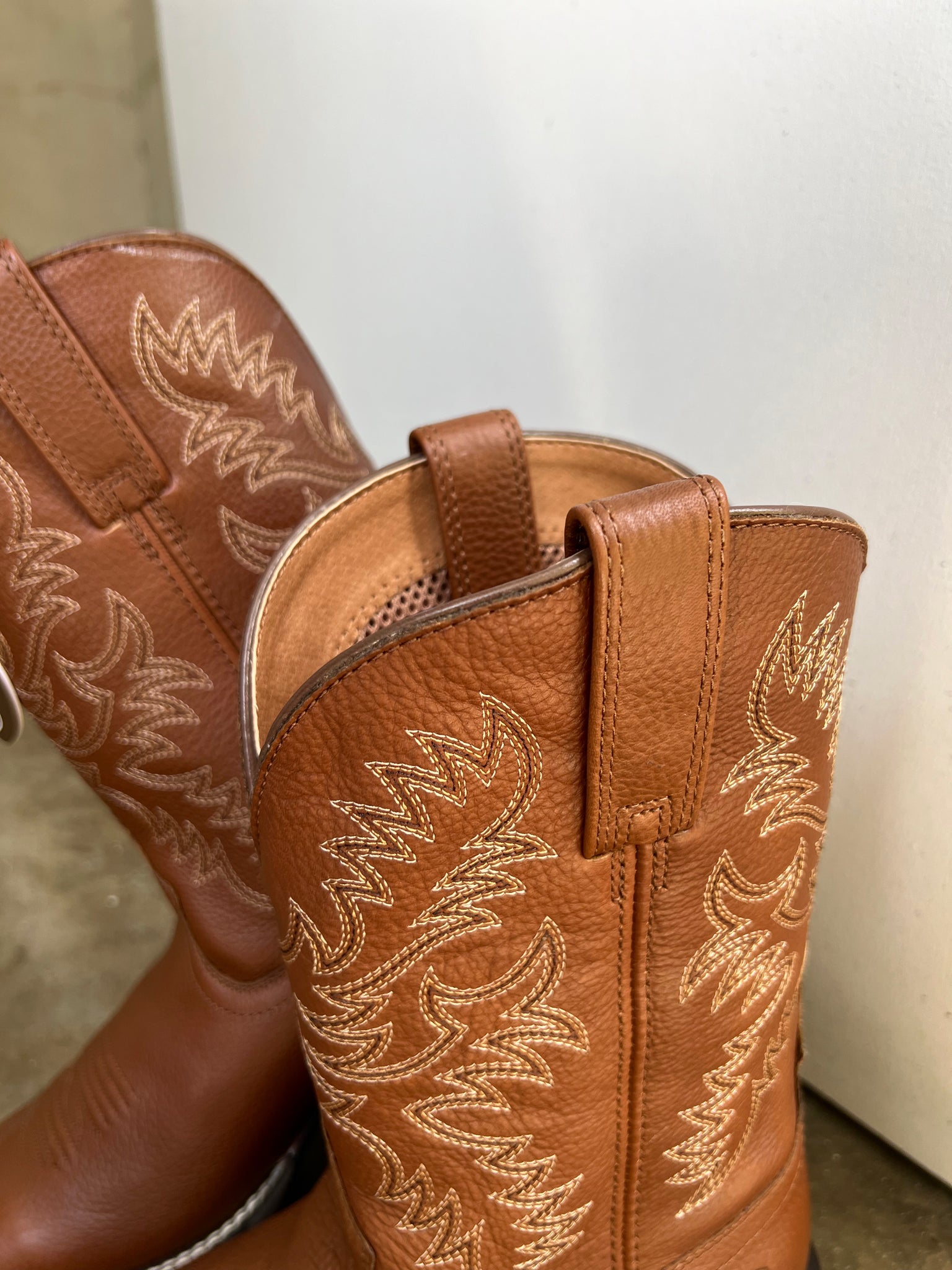 Latigo boots hotsell