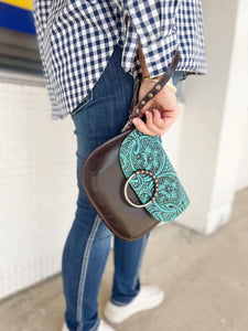 X3S2944BAG Wrangler Rita Clutch Bag Brown/Turquoise