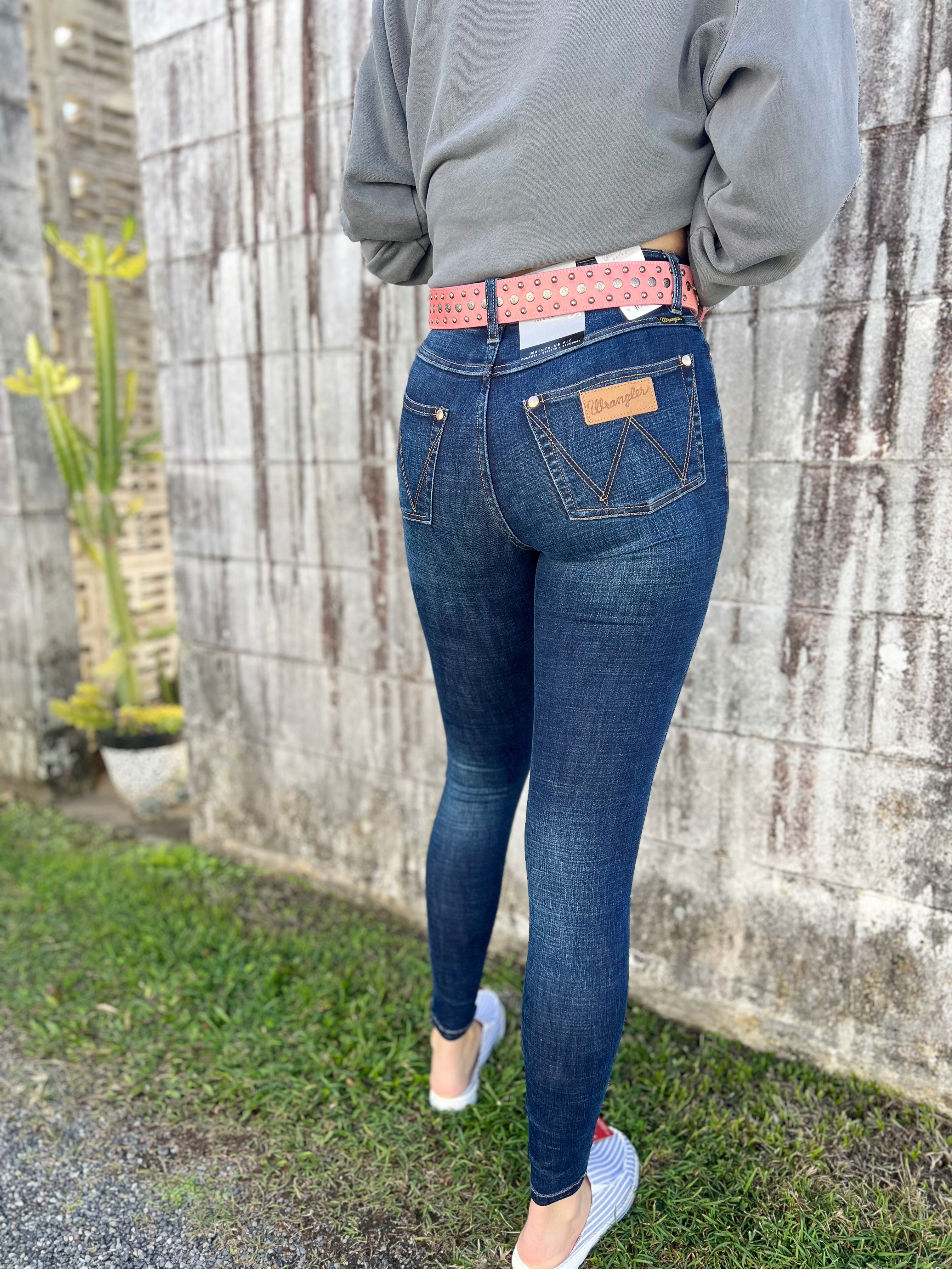 XCP2238861 Wrangler Ladies Sierra High Rise Skinny Jean Old Indigo