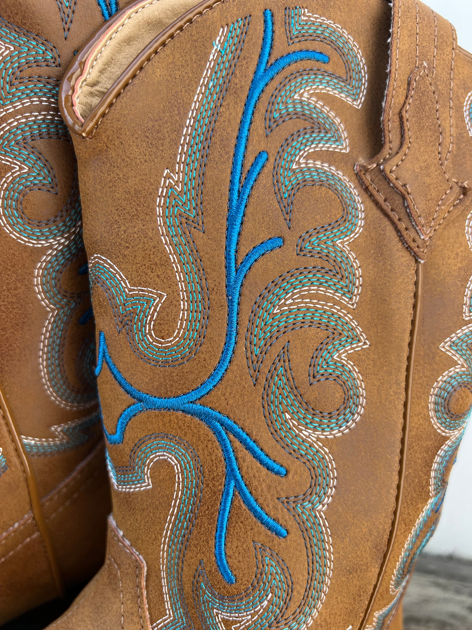 09-119-1900-3370 Roper Big Kids Patrick Boot Tan