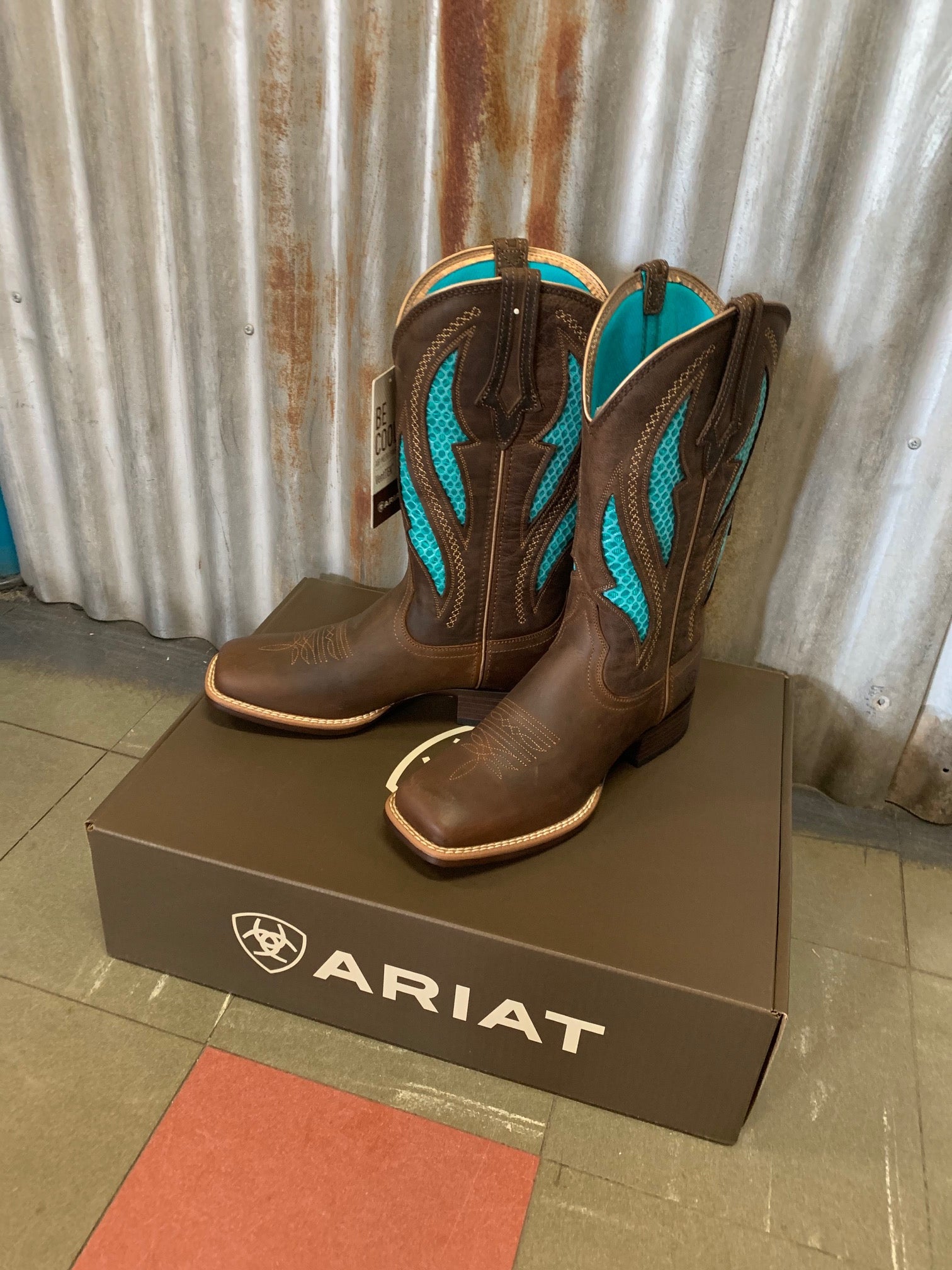 10023146 Ariat Ladies Venttek Ultra Boots Distressed Brown/Silly Brown