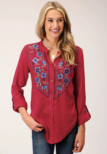 Roper Ladies Studio West Collection Long Sleeve Blouse Red