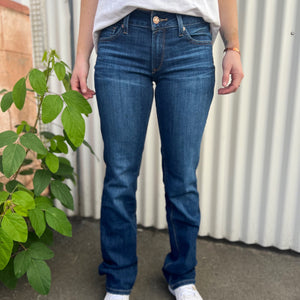 10039608 Ariat R.E.A.L. Mid Rise Candace Straight Leg