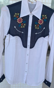 03-050-0565-3035 Ladies Roper Studio West Collection L/S Shirt White