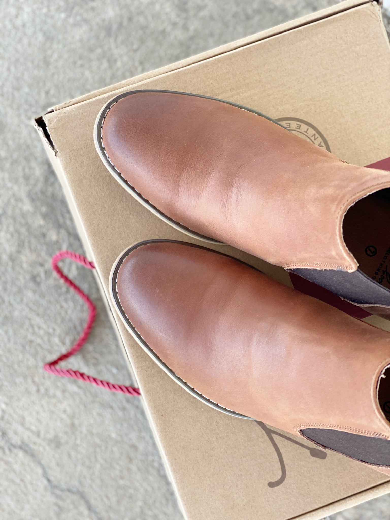 TCP28319 Thomas Cook Chelsea Boot Tan