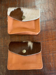 CA-02 The Design Edge Coin Purse Tan & White Hairon
