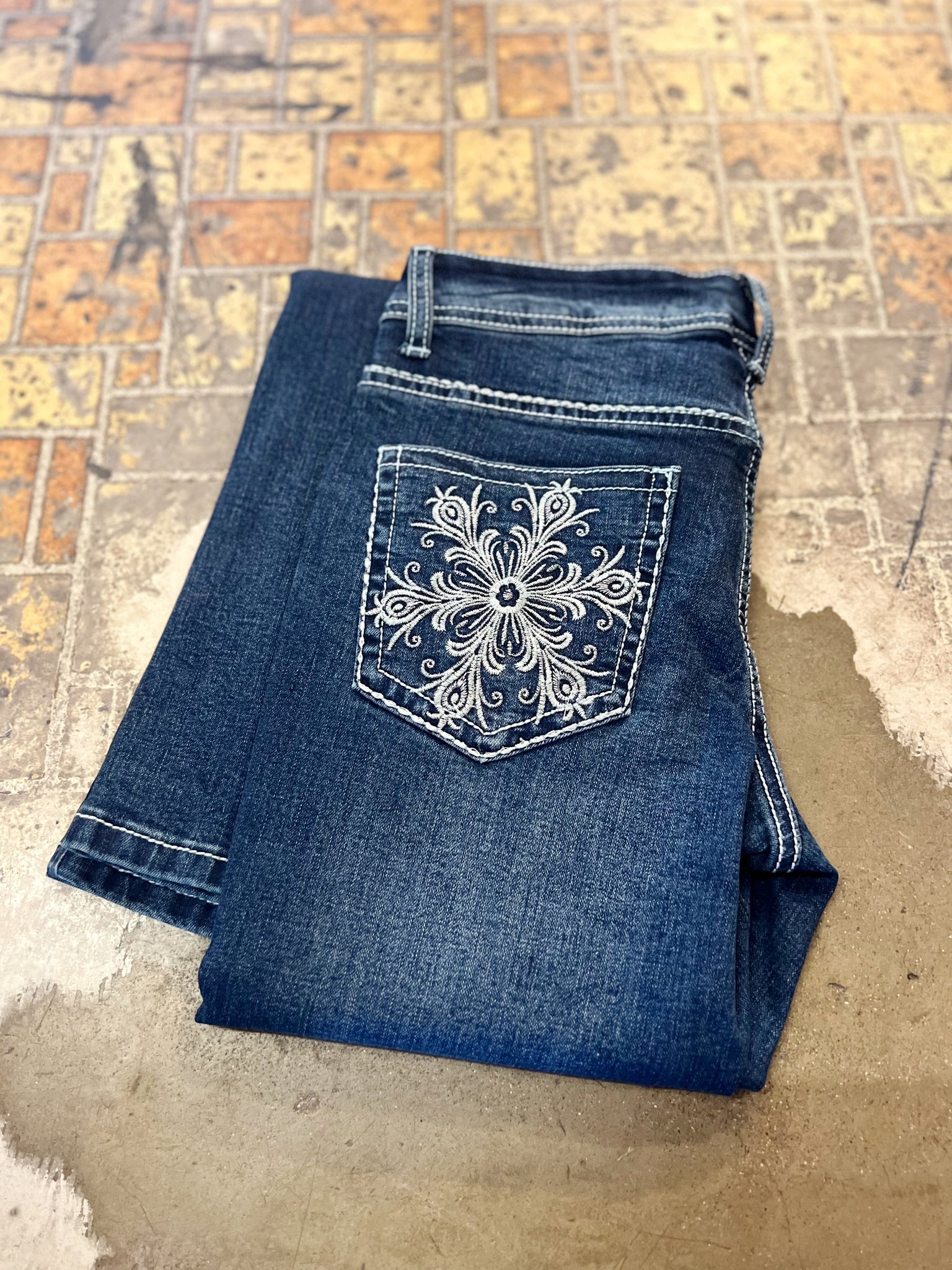 OBW22-155 Outback Supply Co Bling Myra 34" & 36" Leg Jeans