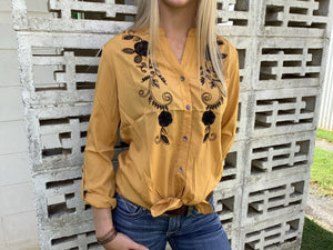 03-050-0565-1006 Roper Ladies Studio West Collection Shirt