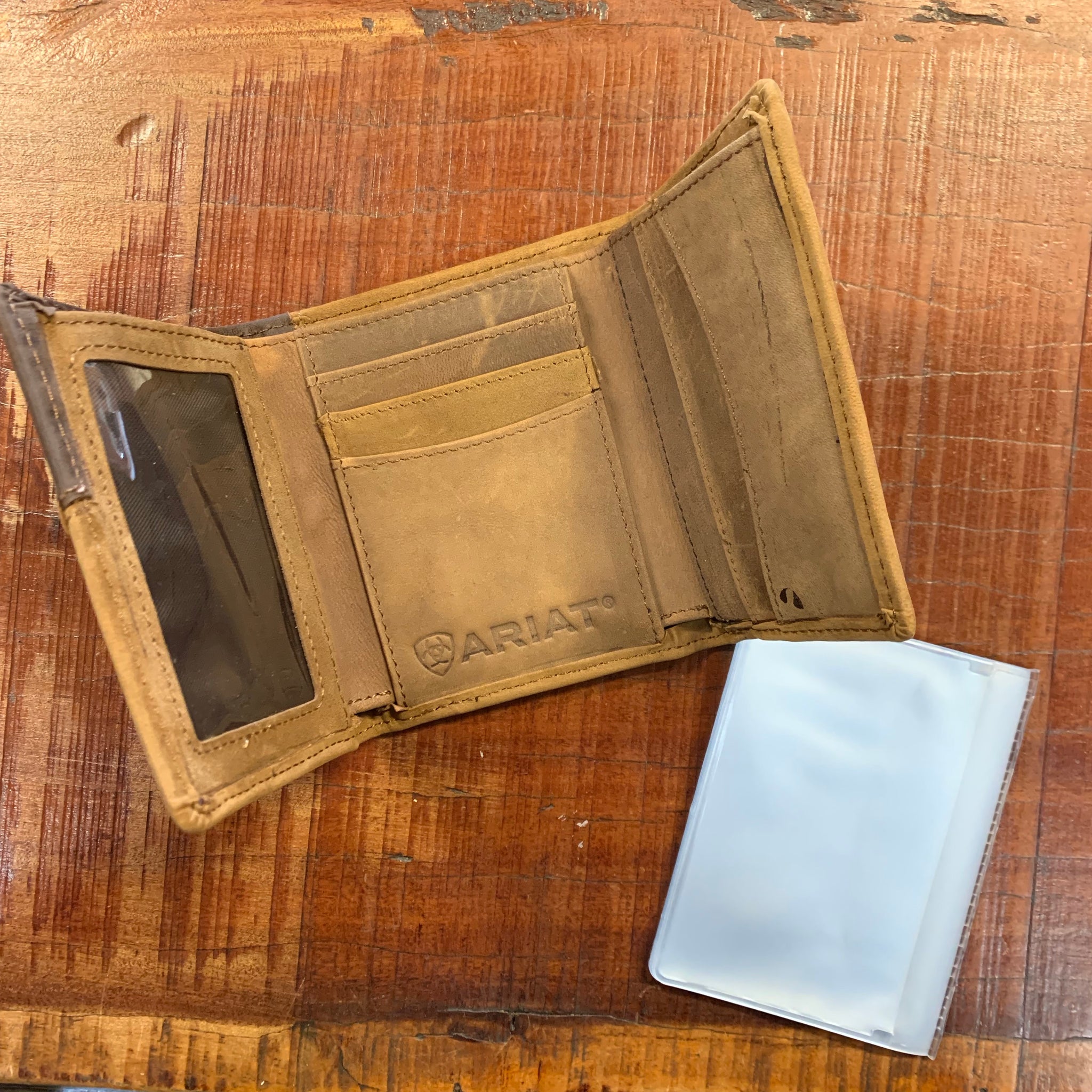 WLT3111A Ariat Tri-fold Wallet